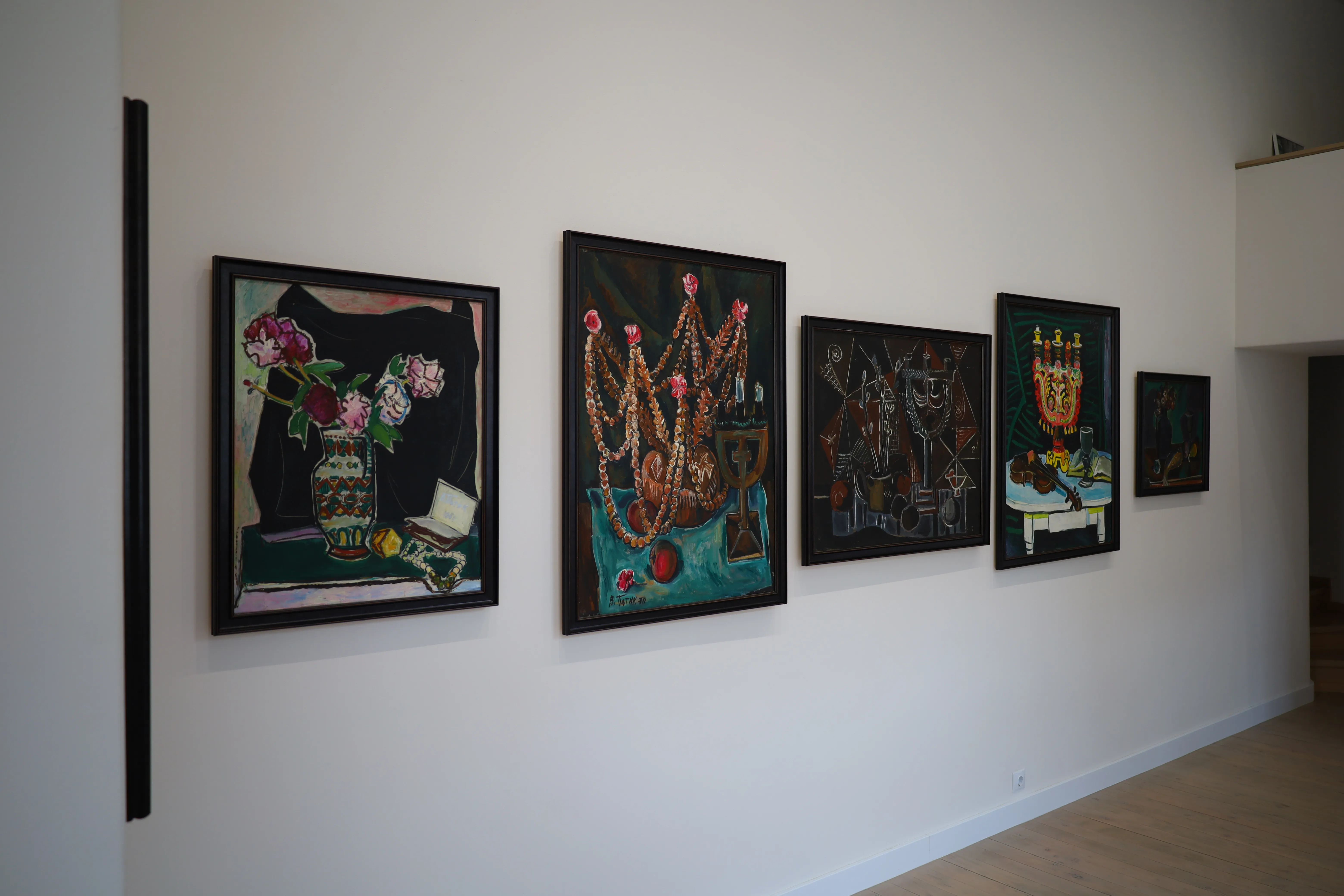 Image of Black Color by Shum art gallery, a Exhibitions Photo 10 of 16.