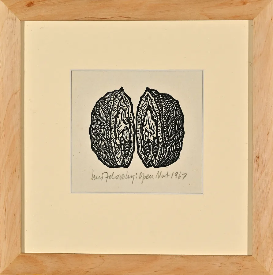 Image of Open Nut by Hnizdovsky Jacques , size: 7,5х9 см, made of woodcut, Woodcut medium, part of the Unnumbered series, priced at $1250
